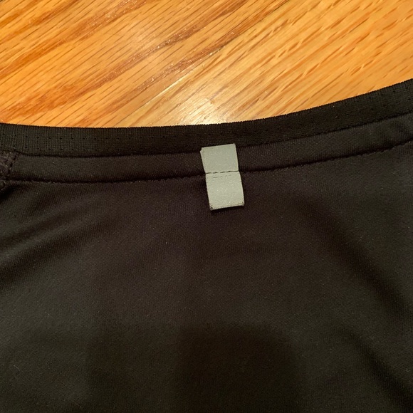 NIKE Running Dri-Fit Black Long Sleeve Shirt M - Picture 7 of 8